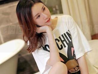 Feilin嗲囡囡 – 看鱼子酱fish如何用原图重塑奶牛的形象