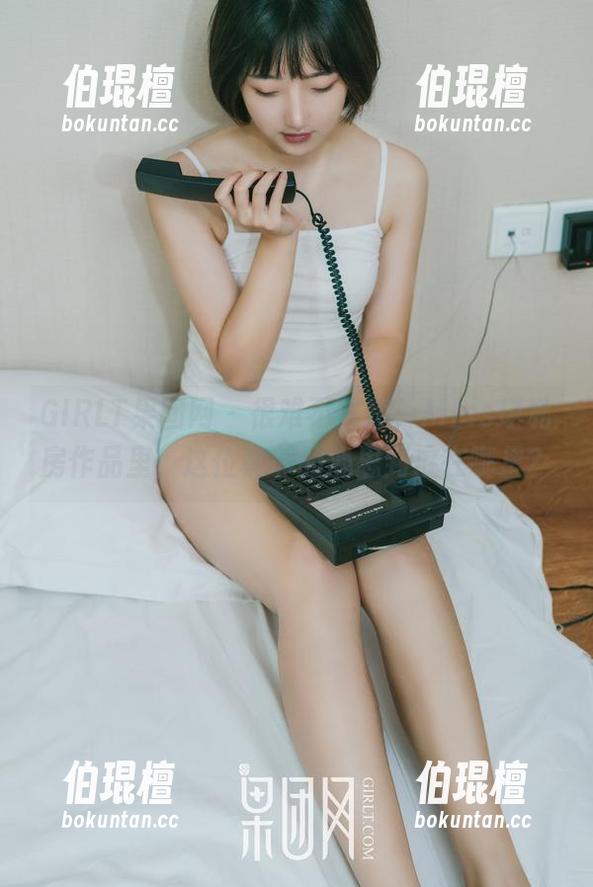 GIRLT果团网-Miss琪 GIRLT果团网 - 很难不去想,Miss琪私房作品里,这位秘书的心思到底在哪里?