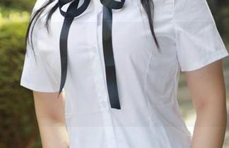 MFStar模范学院 – 柳侑绮Sevenbaby白色图包，下载吧！她这是要用光芒笼罩我吗？