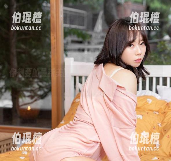你想要的最新美图，都在MyuA(뮤아)的VOL.53里啦！