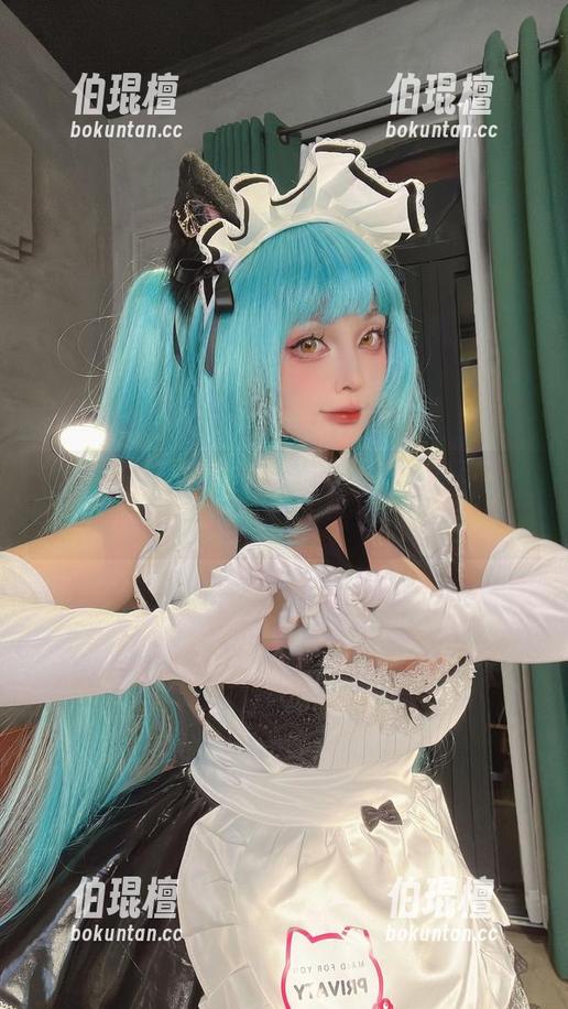 SayoMomo SayoMomo的奶牛装,美图不只要奶,要美得像一头小牛!