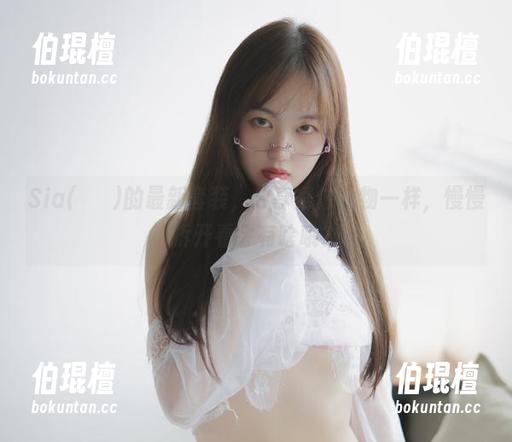 Sia(시아)的最新套装，分享得像礼物一样，慢慢拆开看会有啥哦？