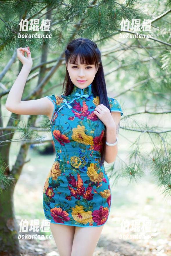 TuiGirl推女郎 - 哈尼宝宝的黑色作品合集：疯狂的想象踩着黑色的边缘，冲呀！