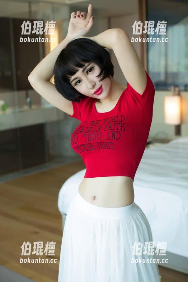 UGirls尤果网 - 这肉丝，孟狐狸在全集里的每个姿态都让我眼前一亮。