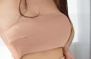 UGirls尤果网 – 纯小希的私拍–裤子里的丝线，越想越觉得耐人寻味