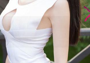 UGirls尤果网 – 壁纸们看过来，谭晓彤的礼服美图值得你手机上的第一眼