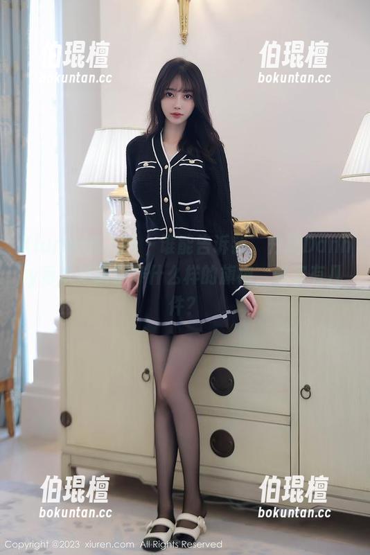 Xiuren秀人网-丹妮Danny Xiuren秀人网 - 谁能告诉我,丹妮Danny每次更新都穿什么样的旗袍,她家有几件?