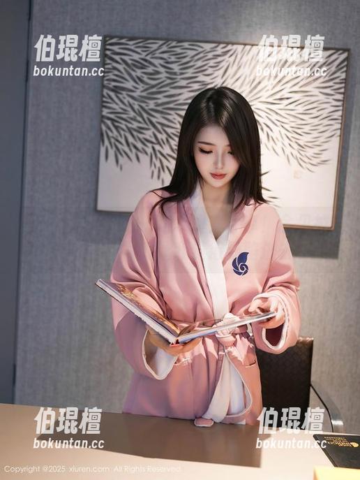 Xiuren秀人网-佘贝拉bella Xiuren秀人网 - 这哪里是分享!佘贝拉bella的美脚写真让我觉得要陷进去了!