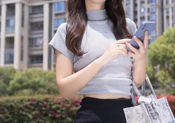 Xiuren秀人网 – 私拍婚纱照，周慕汐fairy伤脑筋的事是不是每个准新娘都得想？