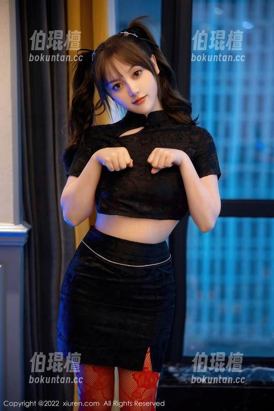 Xiuren秀人网 - 小夕Kitty的写真都可以用“如何穿套装”来做个教程了，精选的值得倒回去看。