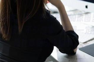 Xiuren秀人网 – 在林悠悠的原图里，这体操服激发了不少想象，图册一定有些我没注意到的小细节。
