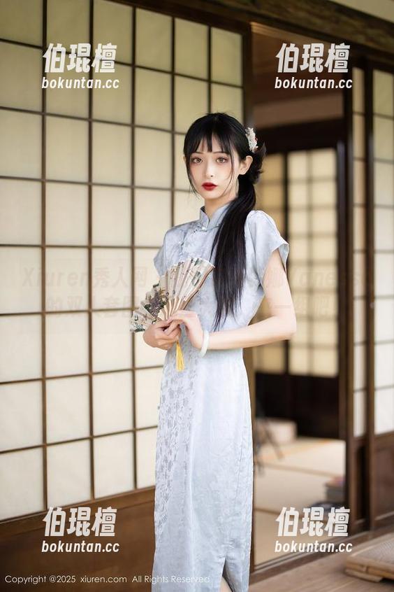 Xiuren秀人网-梦娜Vanessa Xiuren秀人网 - 我们在看梦娜Vanessa的双人套图,心里大喊:来一组吧!