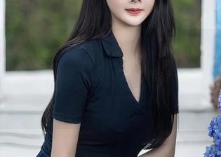 Xiuren秀人网 – 陈小花穿礼服，图库里又是一幅“这裙子我真的能驾驭好吗”的高清图景。