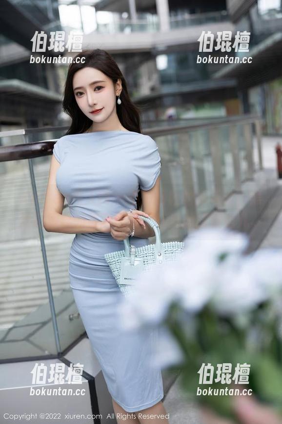 Xiuren秀人网 - 不怕撞鞋的黄乐然，黑丝高跟鞋的福利图集，满满的腿精范儿。