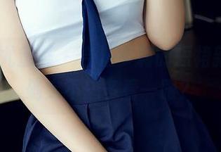 YouMi尤蜜荟 – 合法萝莉的短裙新作，你确定不想多看一眼？