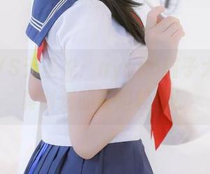 牛仔裤VS无圣光：nyako喵子大魔王写真时刻的奇趣较量！
