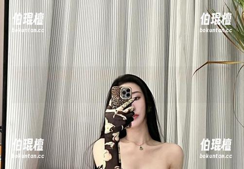 不爱笑的赛琳 微密圈 - 私拍探航:不爱笑的赛琳空姐的图片,随便聊聊飞天的乐趣与烦恼