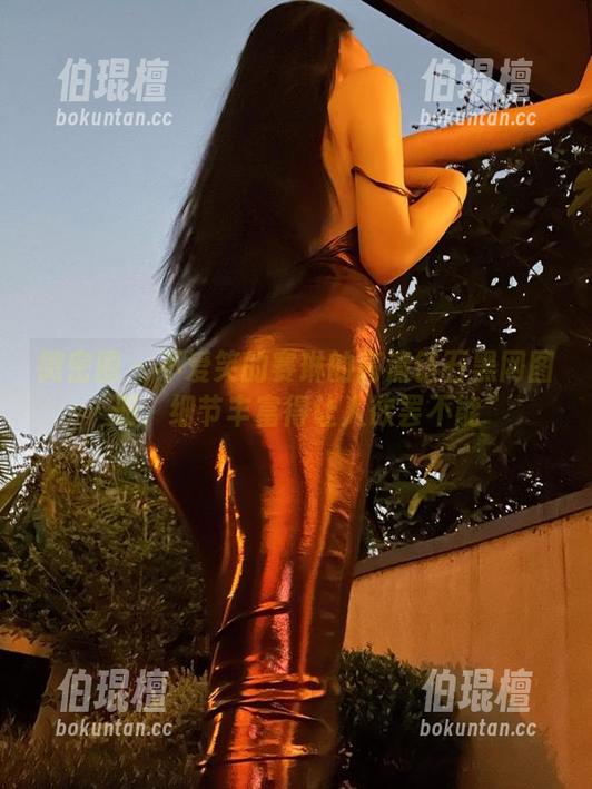 不爱笑的赛琳 微密圈 - 不爱笑的赛琳的高清钻石黑网图册,细节丰富得让人欲罢不能