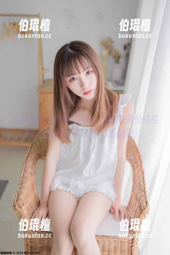 倒不是说让我怦然心动，喵糖映画的洛丽塔仆人装资源依旧令人赏心悦目。