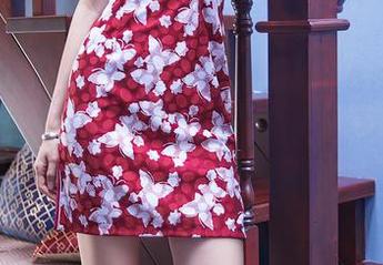 头条女神 – 套图一出，杨漫妮baby的萝莉风格又让人懵圈！最近看来我的心肝是没救了？