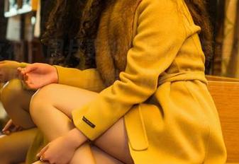 头条女神 – 图片更新：温心怡与蓝内衣的白床单时间，一出戏，谁给我递个爆米花？