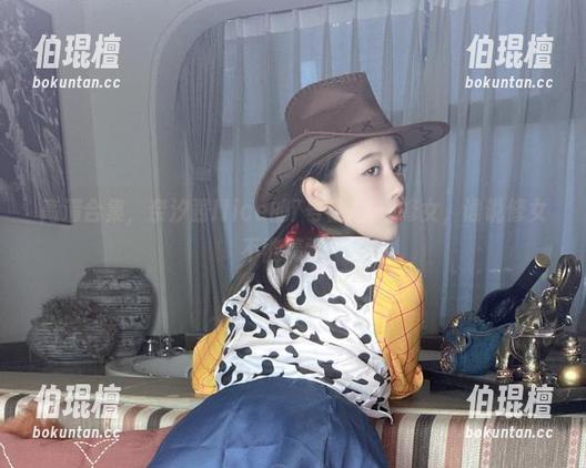 奈汐酱Nice 高清合集,奈汐酱Nice的7号自拍本-修女,谁说修女不能搞怪?