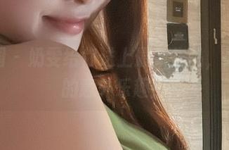 微密圈 – 奶雯给你送上最新作品，死库水的意外乐趣！