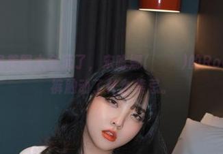这个私房美图太会玩了，宋哈娜(송하나)的Rogle紧身裤触动了什么禁忌。