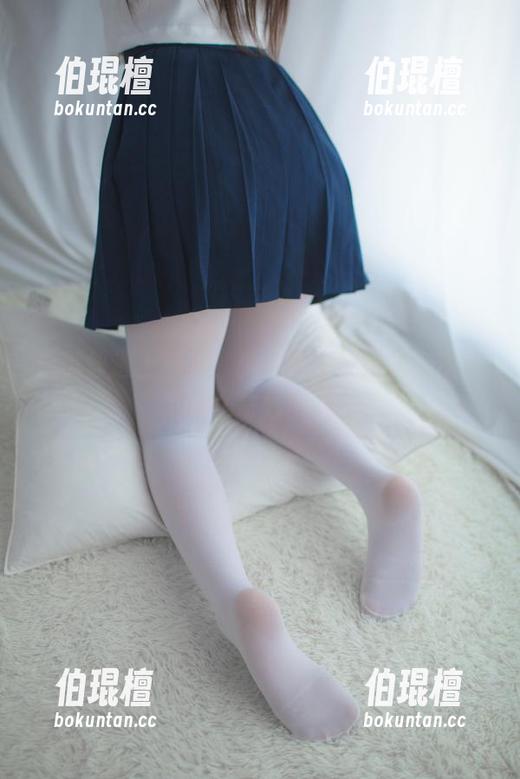 当黑丝遇上沙发，少女秩序又给我们带来了什么奇妙图包？