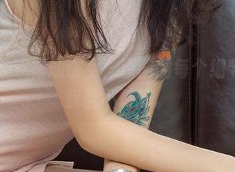 尤果网 – 崔灿镂空，原图的每个细节都让我目不转睛。
