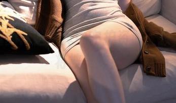 在屿鱼的海边写真中守护资源，预警！即将被美炸！