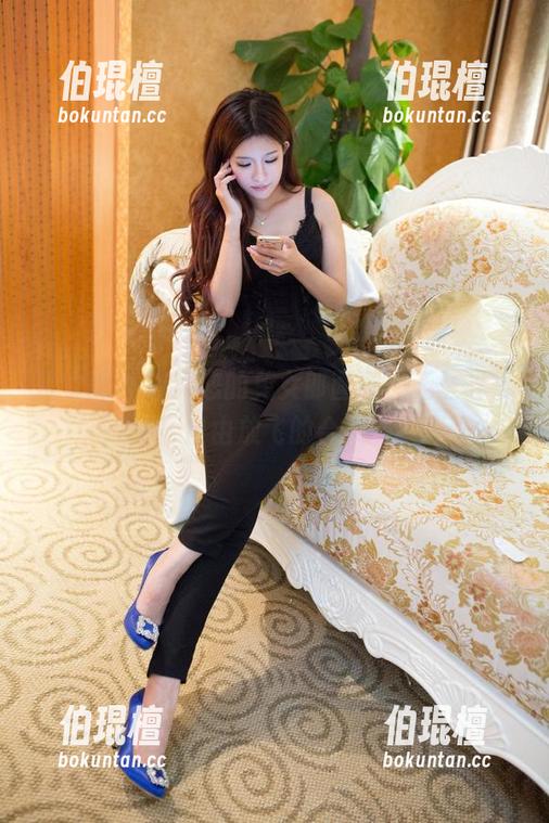 推女郎 - 何奕恋的兔女郎画册：无圣光，自由放飞的合集