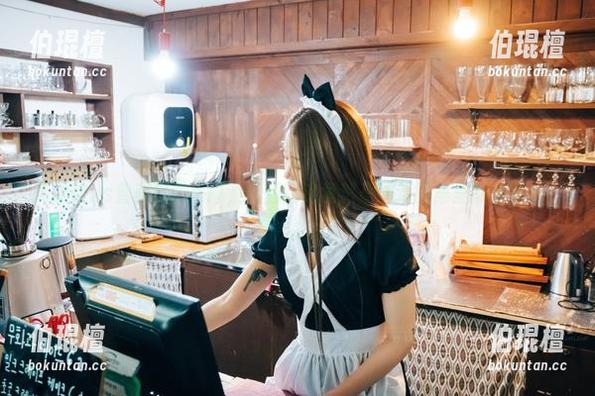 高跟鞋vs普美(bomi)，没想到这竟然是最新图集里的主角们！