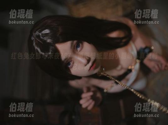 末夜787 红色兔女郎与末夜787,原图壁纸里的小聪明,真想和它聊聊。