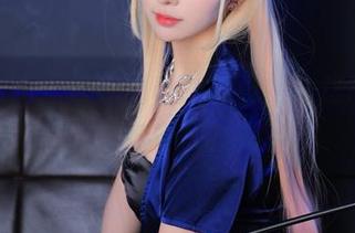 私房时间：杏仁曲奇的眼镜娘，这高叉能穿多久？