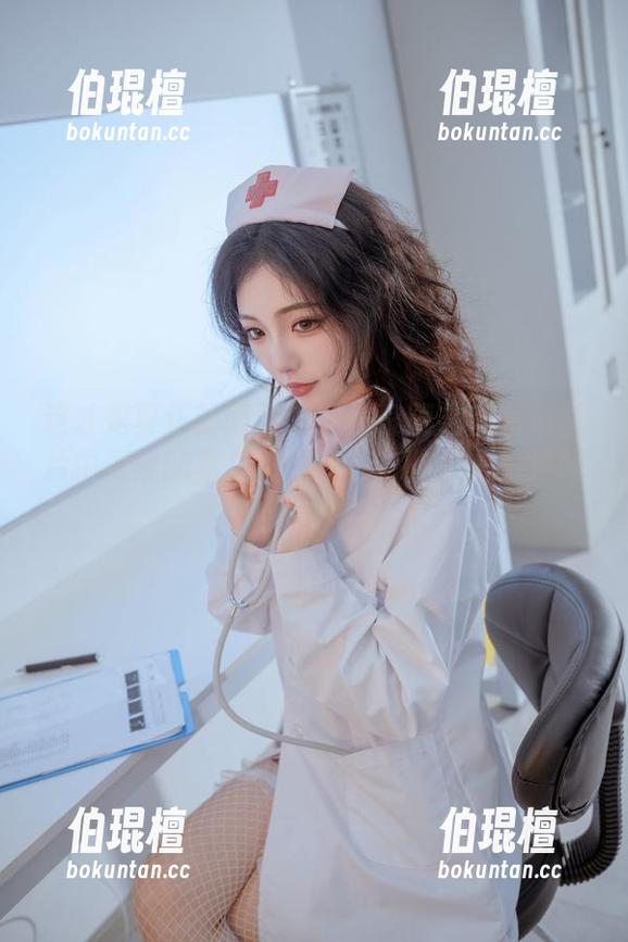 桃良阿宅 这才是真正的吸引力?桃良阿宅在高清图片中展现的羊角魅魔风情,你忍心错过吗?