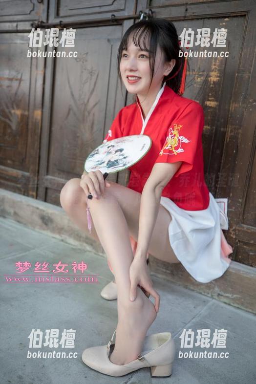 梦丝女神-乔儿 梦丝女神 - 要不要来尝尝看?乔儿的圣诞美图和资源,风险自负哦