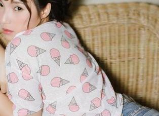 波萝社 – 看吧，免费的“K8傲娇萌萌Vivian”红裙，居然也能帅到掉渣！