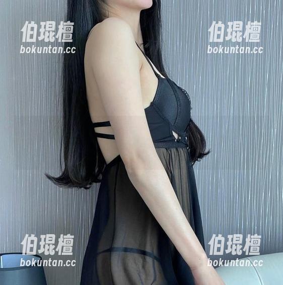 牛奶里的果汁 微密圈 - 私房光鲜,原图里的牛奶里的果汁被太阳调皮得晒成了橘子。