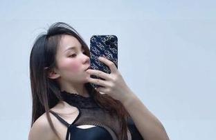 微密圈 – 当禅雨儿Lynne穿上婚纱，你根本无法想象遇到的后果——最新写真集”等你翻！