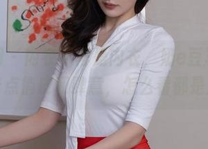 秀人网 – 内衣不再是内衣，奶e豆写真合集带着点俏皮和肆意，怎么看都是魅惑。