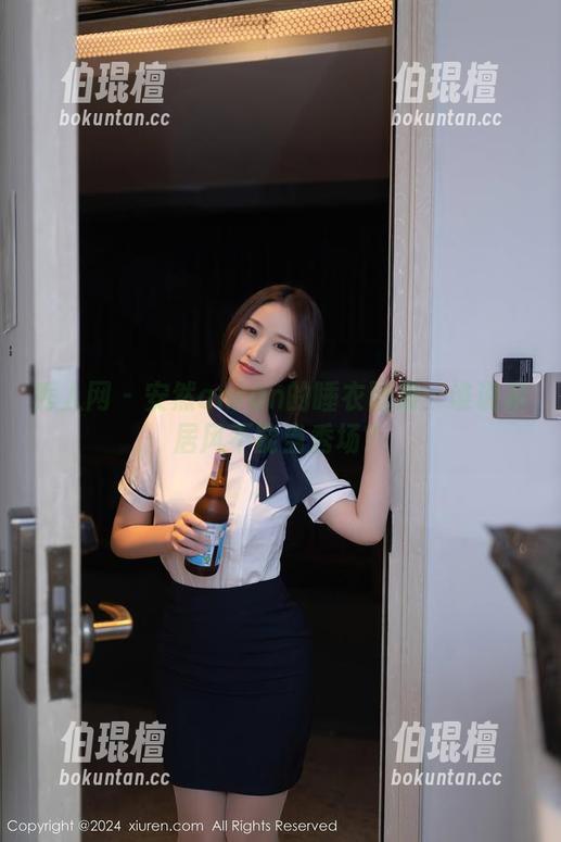 秀人网-安然anran 秀人网 - 安然anran的睡衣图集:谁说家居风不能当秀场?