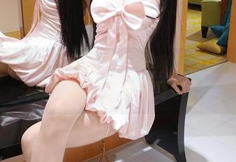秀人网 – 私拍耍流氓！小魔女奈奈化身兔女郎，哪只耳朵电到你了？