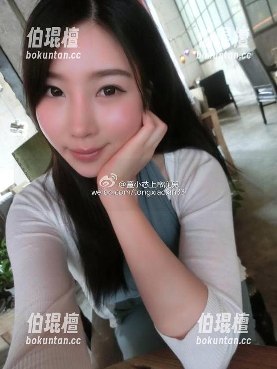 微密圈 - 私房图包献上，童小芯的紫色元素喊你来瞧。