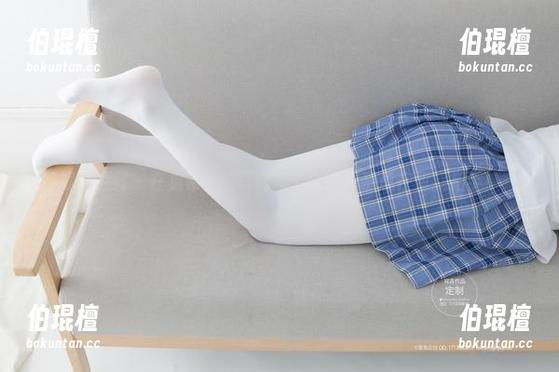 紧急企划 - 在见希w的写真里，女神似乎总在朝我招手！