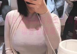 微密圈 – 紫色哒豚豚的修女写真最新登场，谁会着迷呢？