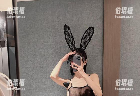 微密圈 - 扔掉束缚，让私拍套图见证脸红Dearie的魅力，泳衣如此剌激。