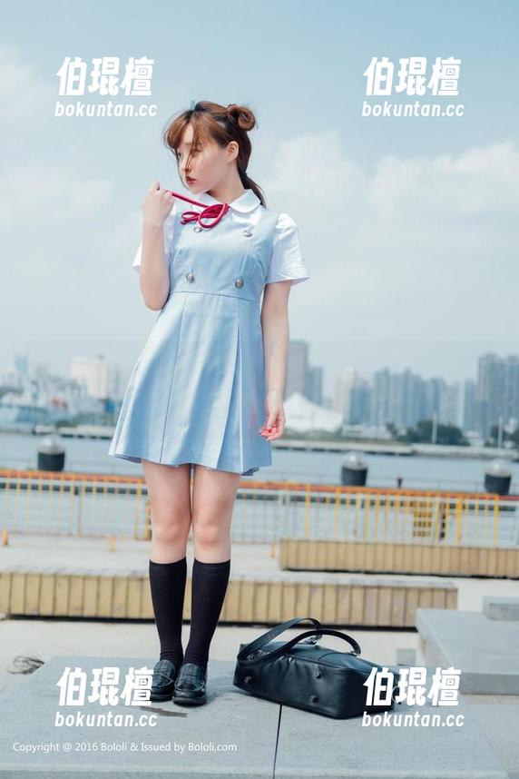 菠萝社 - 看小潘鼠如何把“女王”解读成艺术美图。