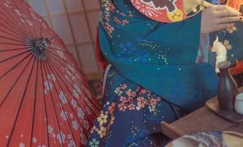 菠萝社 – 私拍中的剑道女，柳侑绮是怎么把威猛和温柔玩得这么自然的？