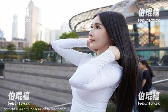 蜜桃社 - 看蜜蕊Mary耍起来的奶牛：充满牛性格的写真作品！